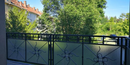 Großzügige 2-Raum Wohnung mit Balkon und Stellplatz